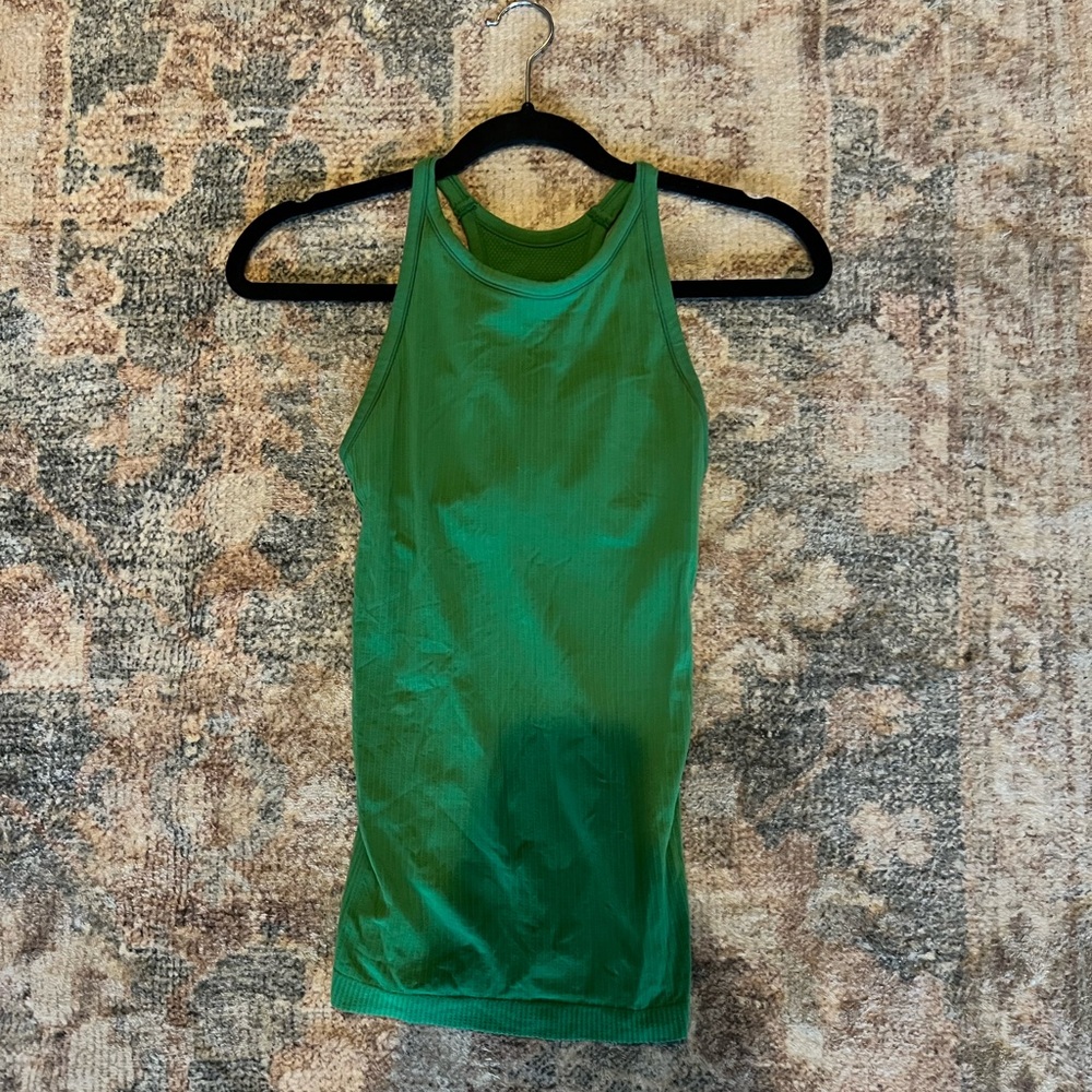 Green Sleeveless Athletic Tank Top